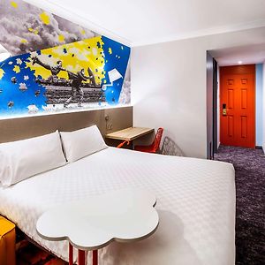 Kamer met een Queen Size Bed